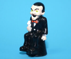 GOOSEBUMPS SURPRISES TO COLLECT PVC MINI FIGURE SLAPPY THE DUMMY 1998 TOMBOLA EGG TOY