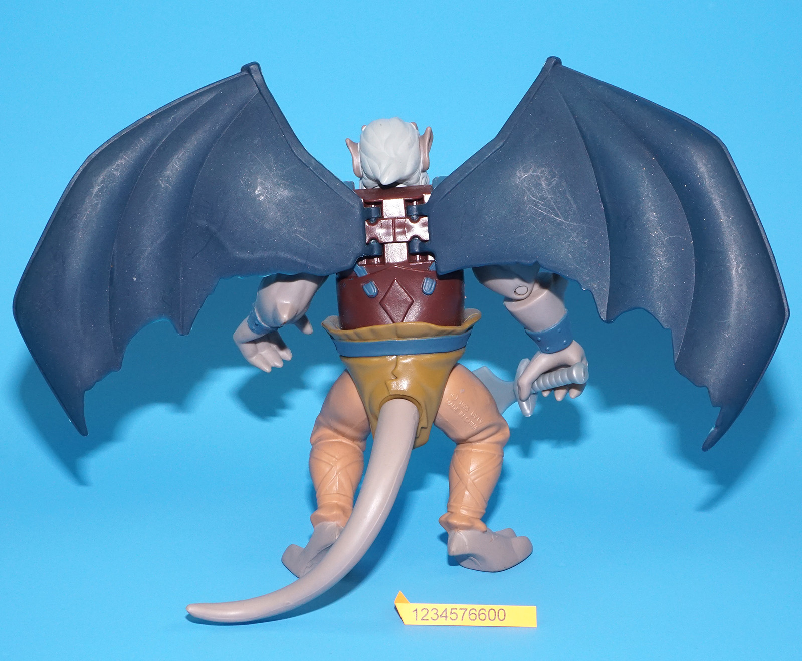 GARGOYLES HUDSON SWORD THRUSTING BODY BLOW 100% COMPLETE 1995 KENNER - Image 5