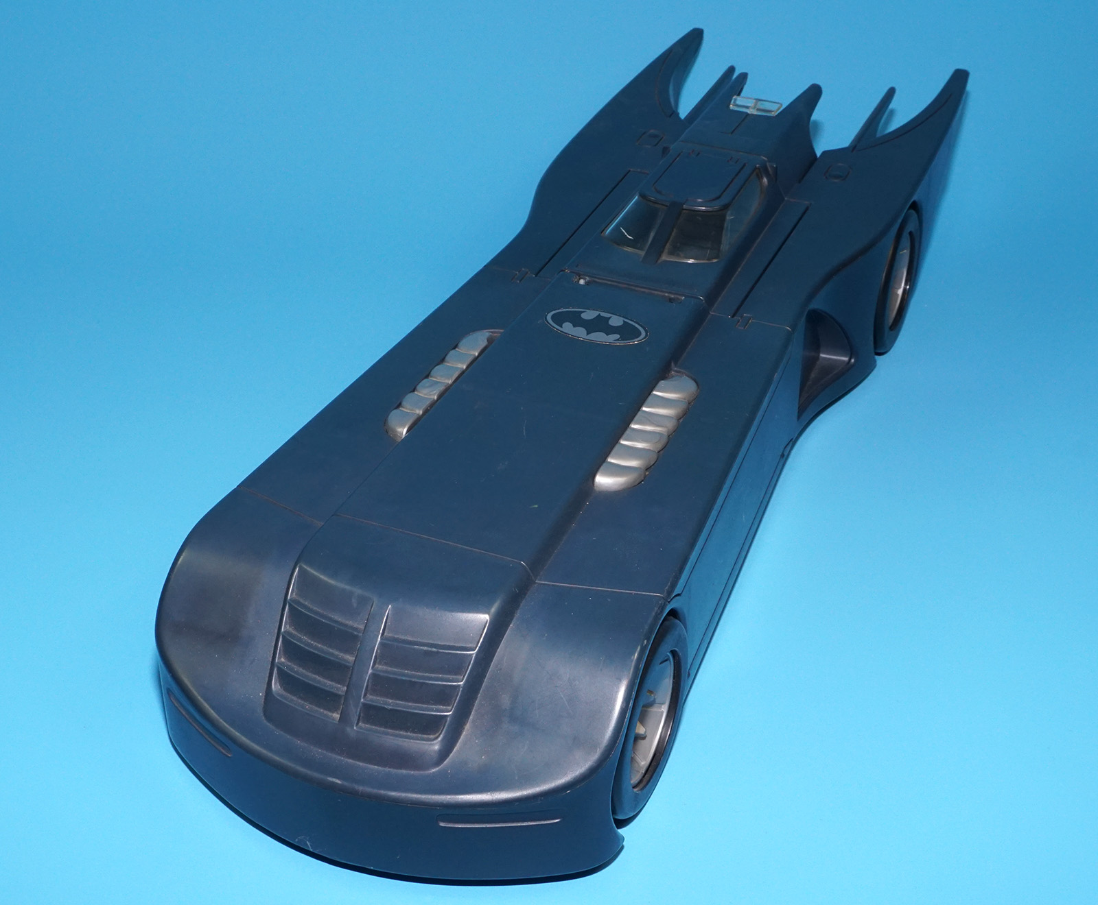 BATMAN ANIMATED SERIES BTAS BATMOBILE 99% COMPLETE 1992 KENNER READ - Image 2