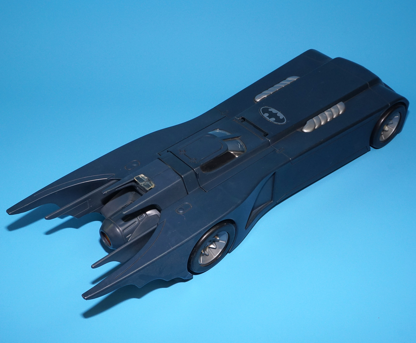 BATMAN ANIMATED SERIES BTAS BATMOBILE 99% COMPLETE 1992 KENNER READ - Image 4