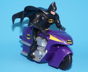 BATMAN LEGENDS BATCYCLE 100% COMPLETE 1995 KENNER