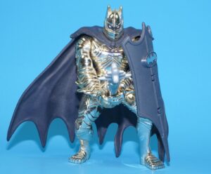 BATMAN LEGENDS DELUXE SILVER KNIGHT BATMAN NEAR COMPLETE 1995 KENNER