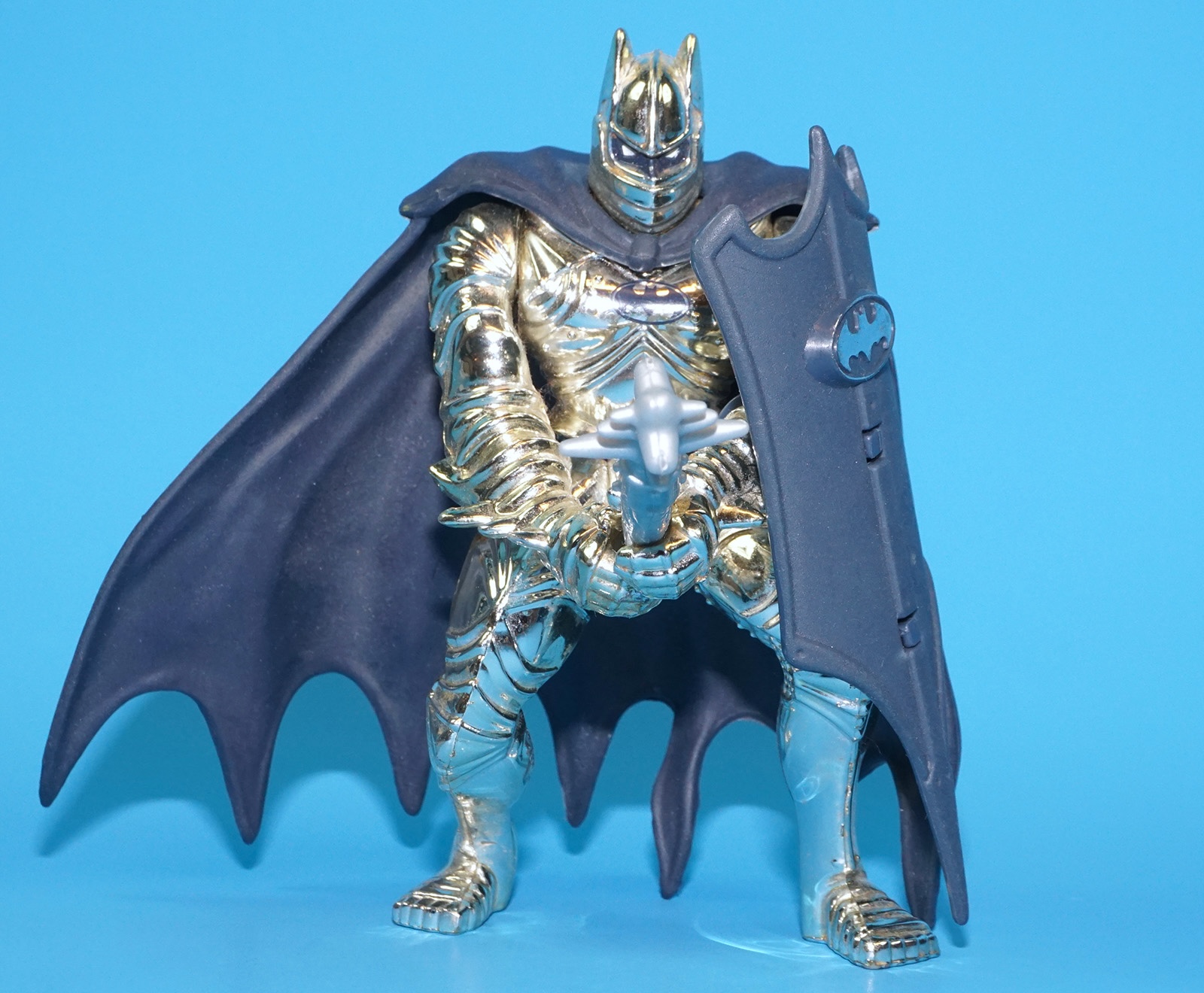 BATMAN LEGENDS DELUXE SILVER KNIGHT BATMAN NEAR COMPLETE 1995 KENNER