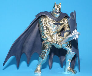 BATMAN LEGENDS DELUXE SILVER KNIGHT BATMAN NEAR COMPLETE 1995 KENNER