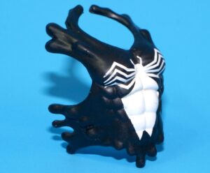 MARVEL SPIDER-MAN ANIMATED SERIES ORIGINAL SPARE PART EDDIE BROCK VENOM II CHEST ARMOR 1995 TOY BIZ
