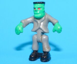 MIGHTY MAX ORIGINAL SPARE PART DOOM ZONE SKULL DUNGEON SMASHER 1992 BLUEBIRD TOYS