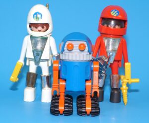 PLAYMOBIL PLAYMOSPACE 3318 SPACE ROBOT + BONUS ASTRONAUT FIGURES 1982 GEOBRA