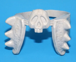 TRANSFORMERS G1 ORIGINAL SPARE PART PRETENDER SKULLGRIN BELT 1988 HASBRO