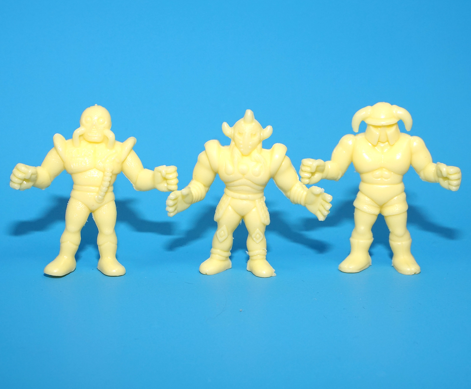 PROJECT MAYHEM EXOGINI FULL TUB BOX SET EGG YELLOW 2023 YOUZEE YOUZEEGINI - Image 4