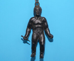 DANGER DIABOLIK KEYRING KEYCHAIN PLASTIC TOY FIGURE 1:32 SCALE 1968 HOLLAND PROMO