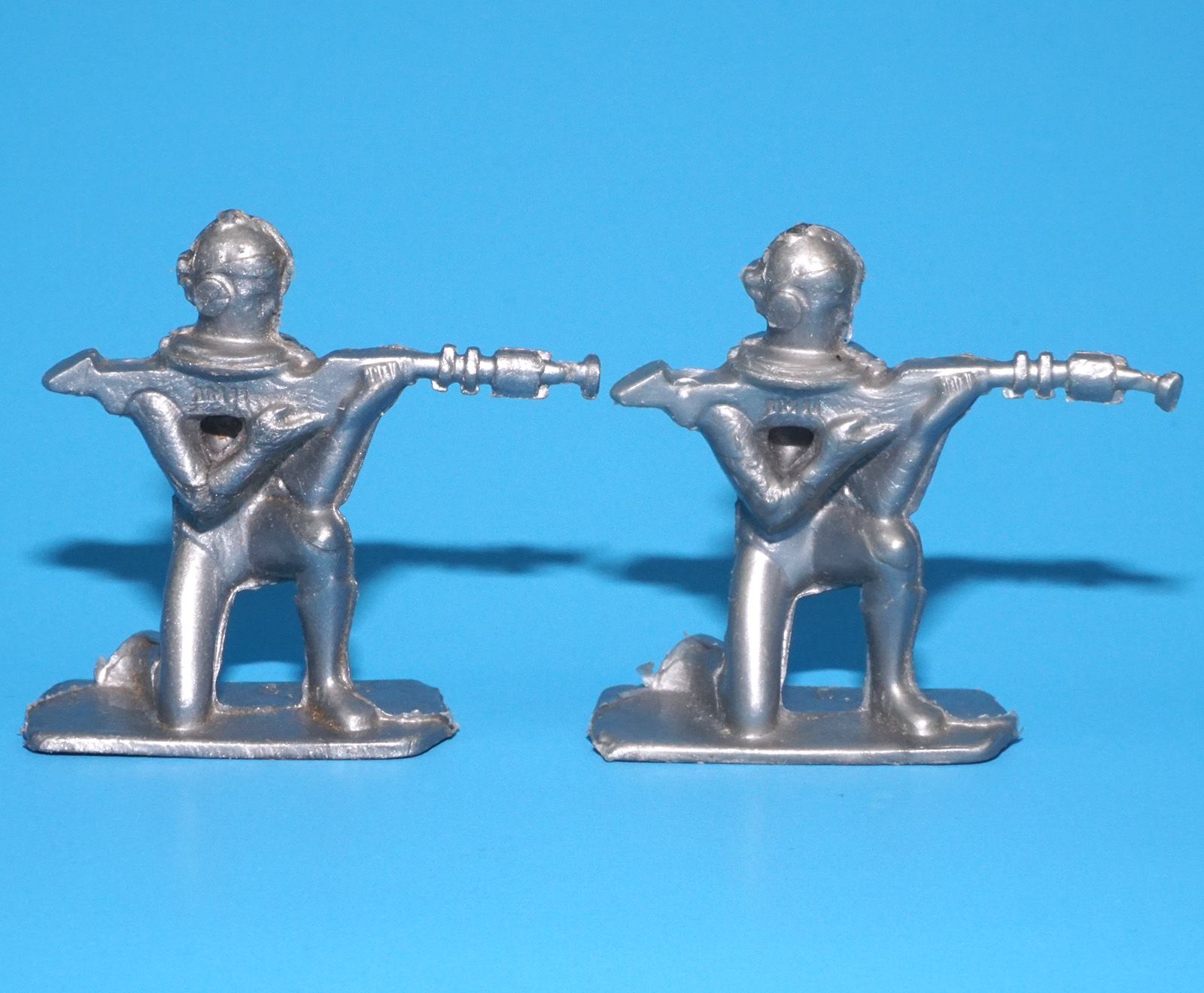 SPACE TOYS CAPTAIN VIDEO PLASTIC TOY FIGURES 1:35 SCALE 1950s LIDO ARCHER PLASTICRAFT - Image 7