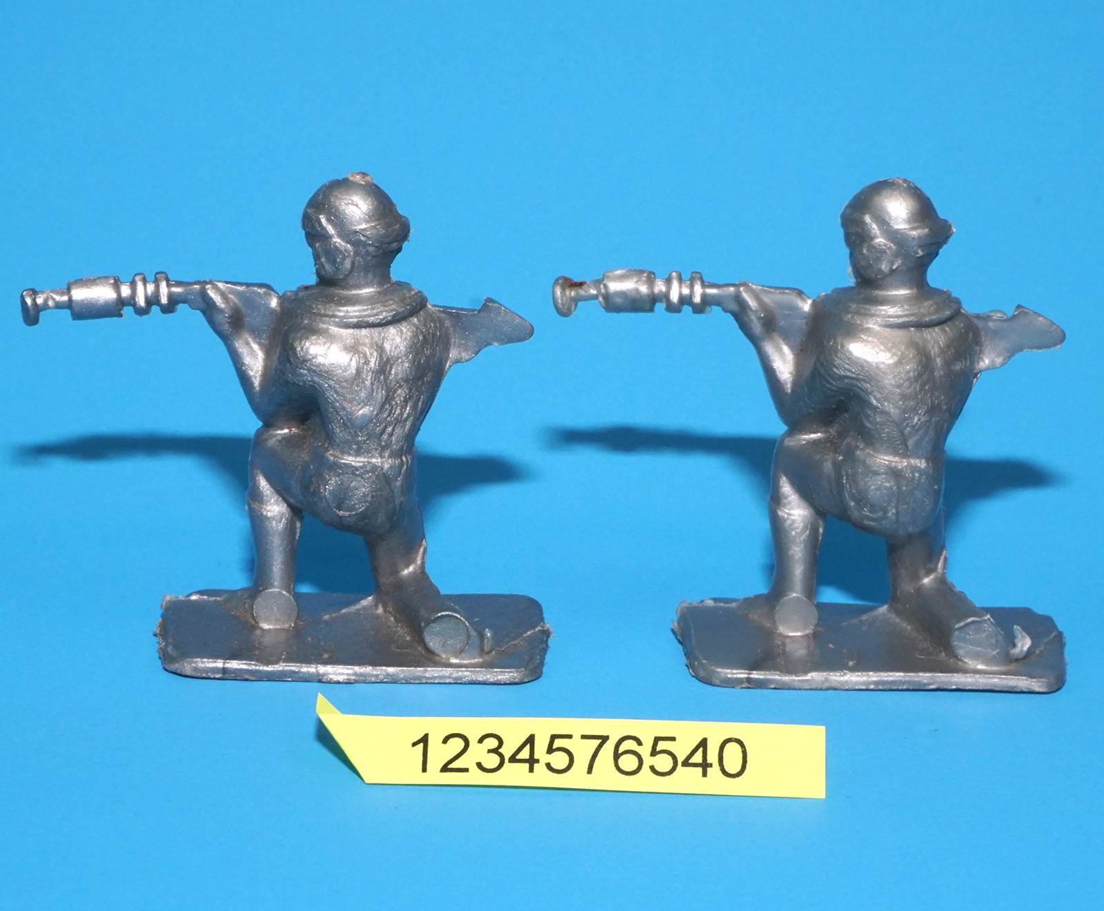 SPACE TOYS CAPTAIN VIDEO PLASTIC TOY FIGURES 1:35 SCALE 1950s LIDO ARCHER PLASTICRAFT - Image 8