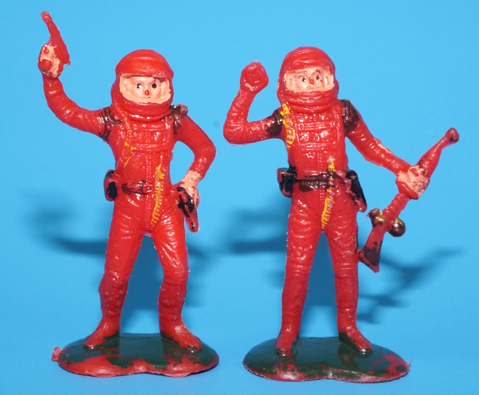 SPACE TOYS SPACEMEN ASTRONAUTS PLASTIC TOY FIGURES 1965 LP TOYS HONG KONG - Image 9