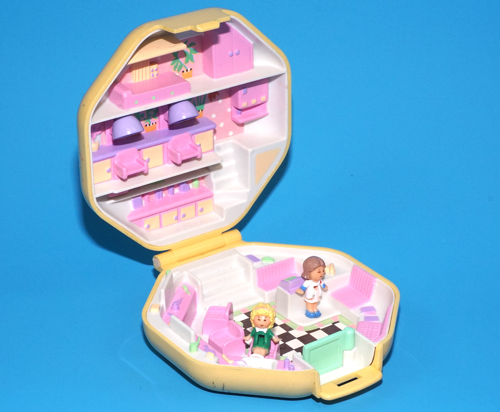 POLLY POCKET HAIR SALON NEAR COMPLETE 1990 BLUEBIRD TOYS - Image 4