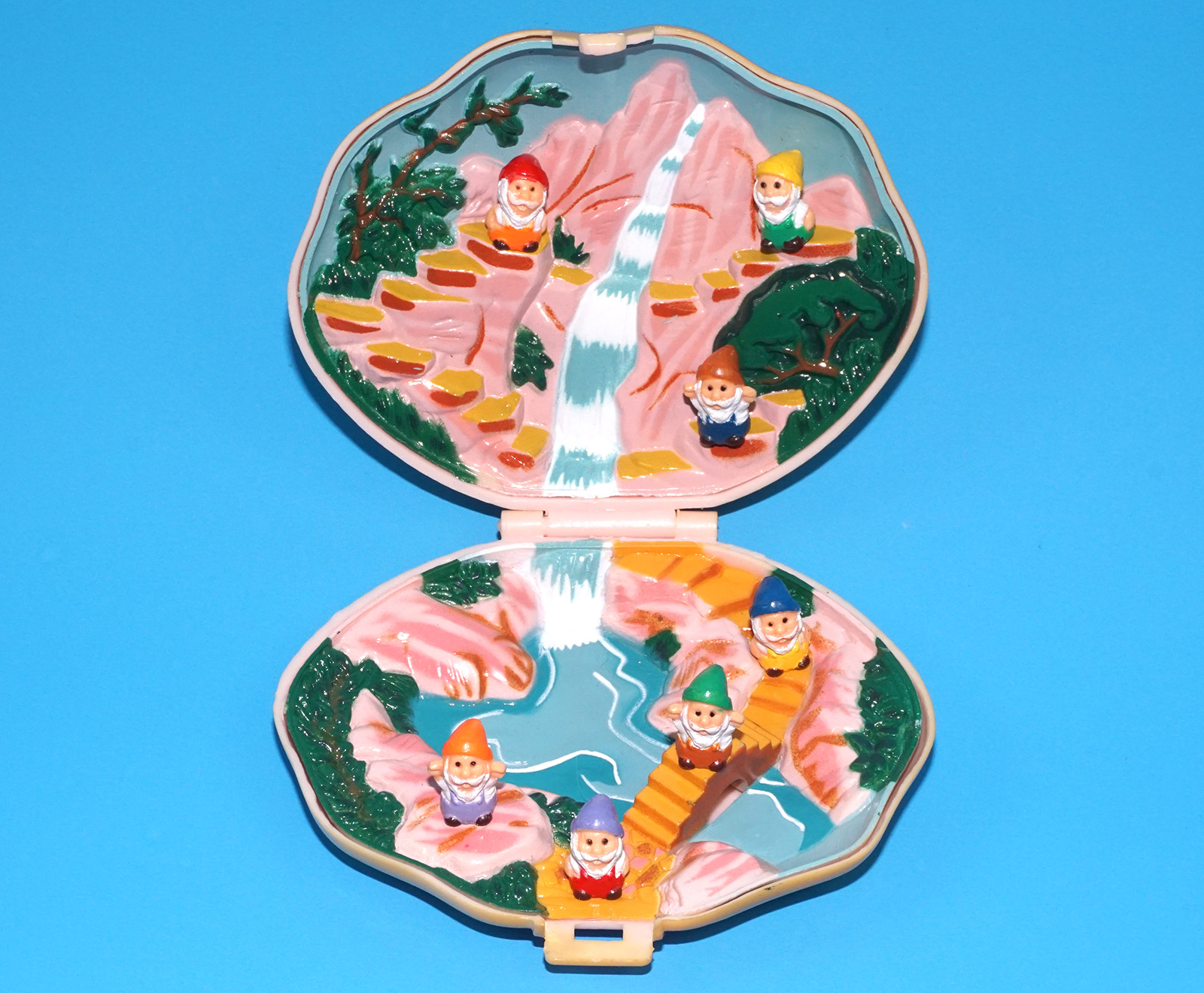 POLLY POCKET STYLE KNOCKOFF SEVEN DWARFS IN WONDERLAND 100% COMPLETE 1992 SIMBA BOOTLEG KO READ - Image 2