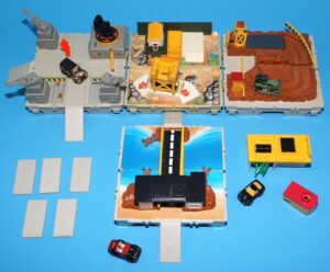 MICRO MACHINES TRAVEL CITY JOB LOT CITY DUMP MILITARY BASE ROCK QUARRY TOLL BRIDGE + PARTS 1987 GALOOB READ