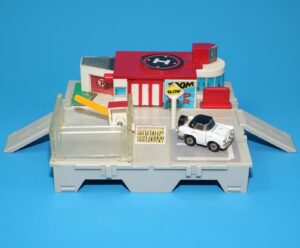MICRO MACHINES TRAVEL CITY EXPRESS FREIGHT NEAR COMPLETE 1987 GALOOB READ