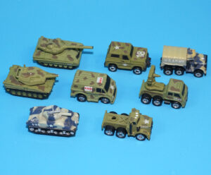 MICRO MACHINES MILITARY VEHICLES U.S. USMC TANKS TRUCKS JEEP 1989 GALOOB FUNRISE