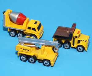MICRO MACHINES KO ACTION MAGNIFIERS CONSTRUCTION VEHICLES 1988 FUNRISE
