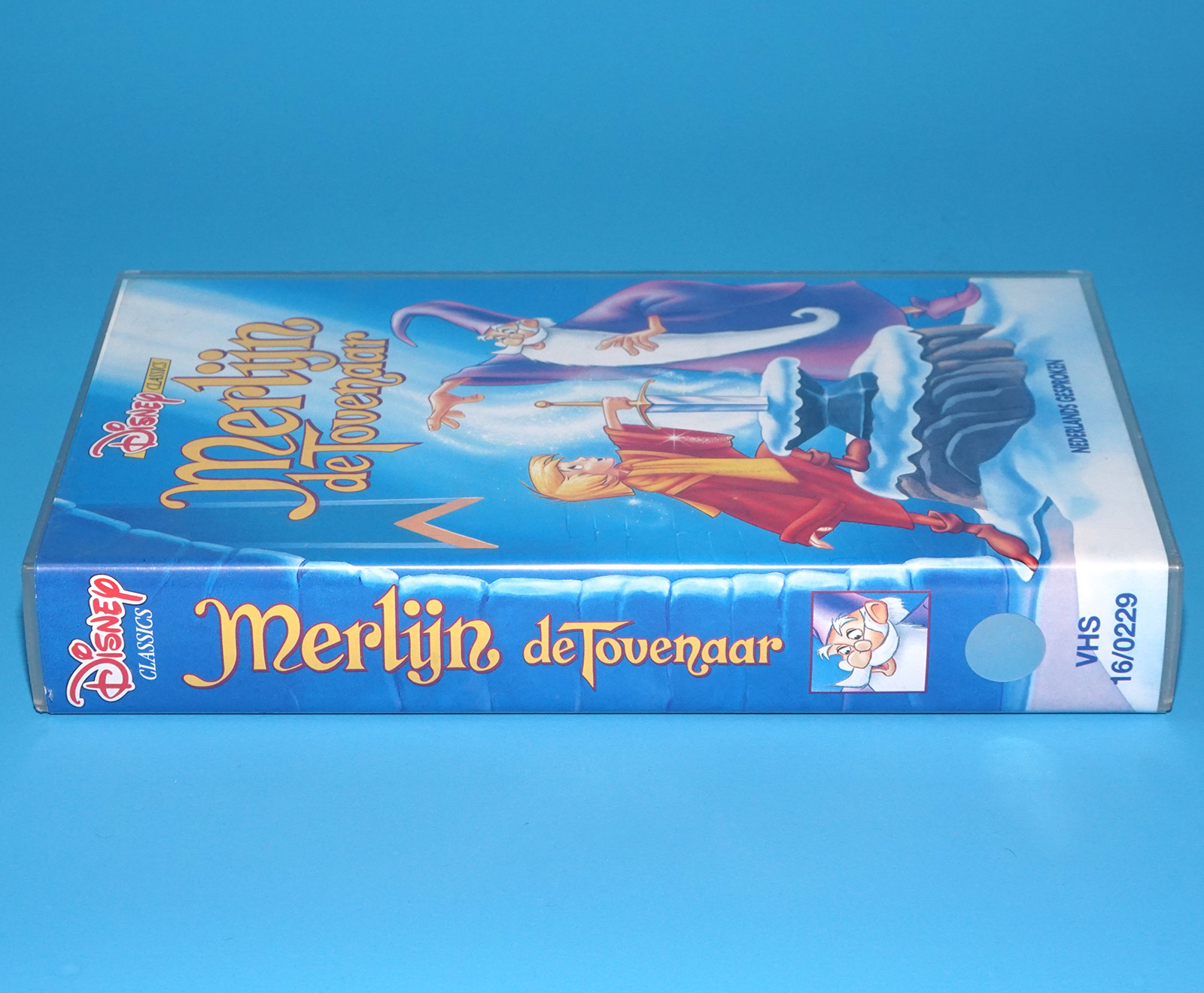 VHS DISNEY CLASSICS THE SWORD IN THE STONE 1963 MERLIJN DE TOVENAAR PAL DUTCH 1993 BENEVISTA HOME ENTERTAINMENT - Image 4