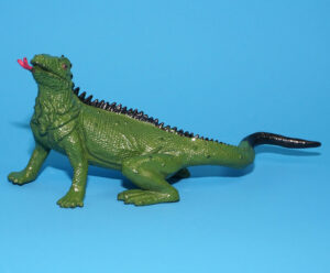 WILD QUEST PVC IGUANA FIGURE 2001 CHAP MEI GI JOE KO