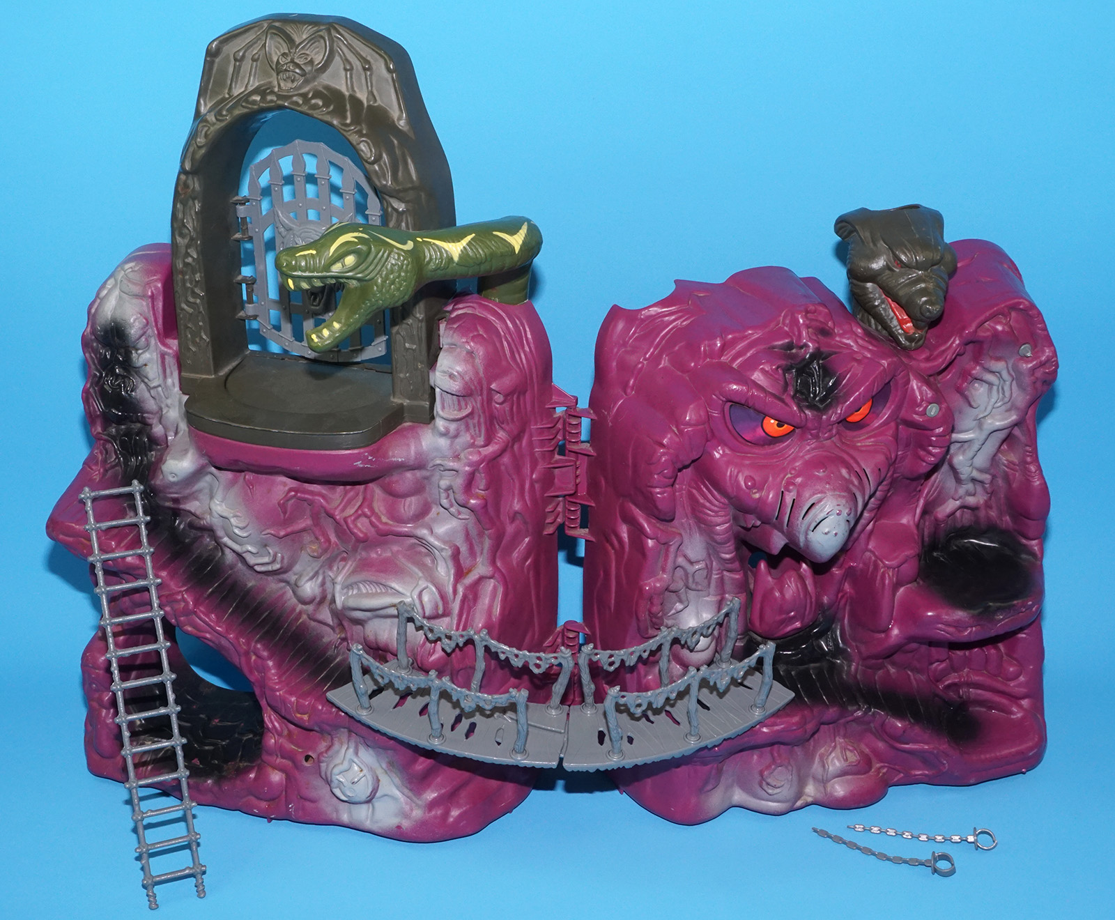 MOTU HE-MAN MASTERS OF THE UNIVERSE SNAKE MOUNTAIN 100% COMPLETE USA COO 1984 MATTEL WORKS! - Image 2
