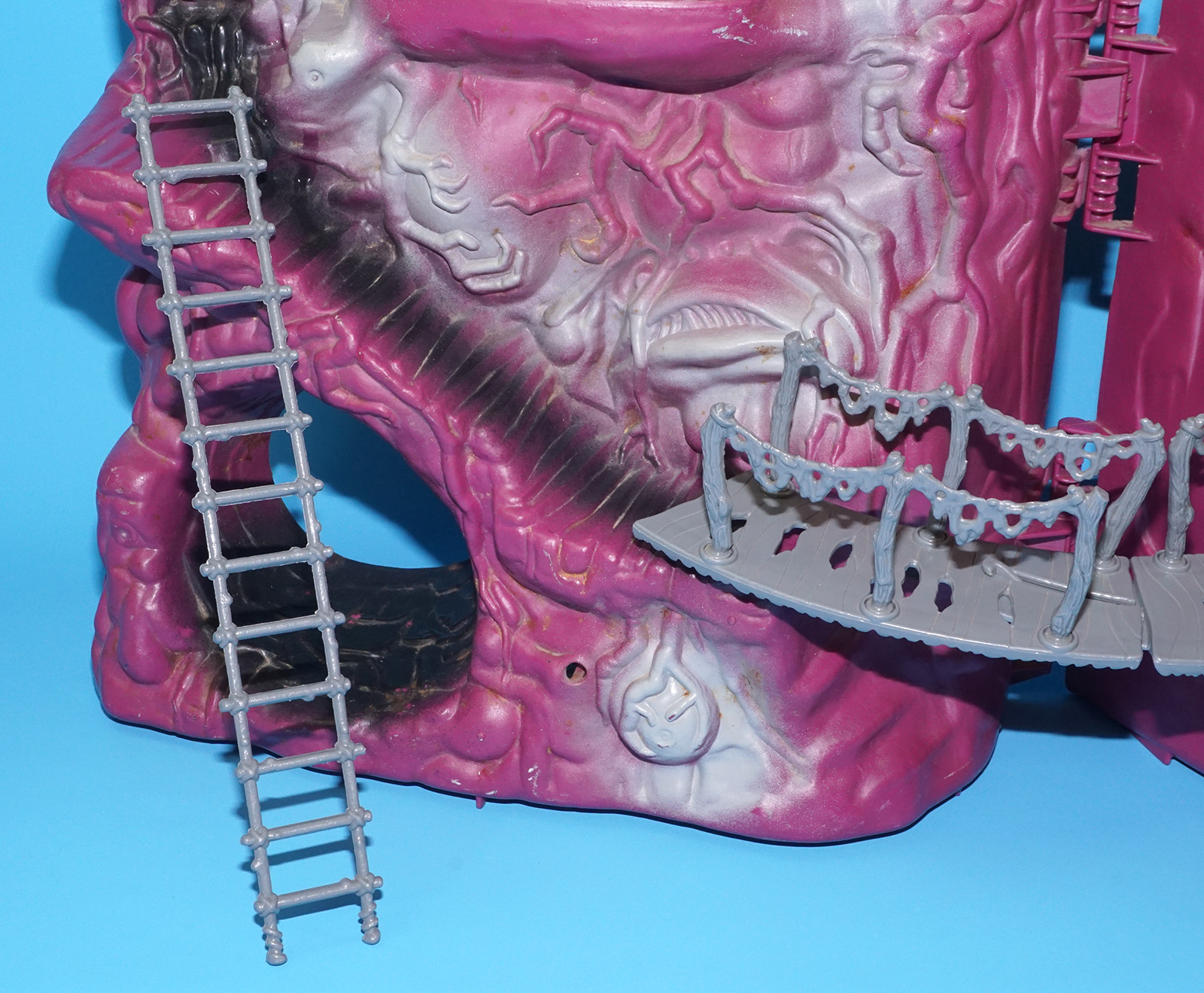 MOTU HE-MAN MASTERS OF THE UNIVERSE SNAKE MOUNTAIN 100% COMPLETE USA COO 1984 MATTEL WORKS! - Image 4