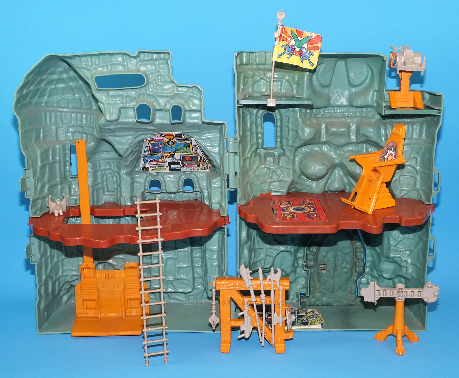 MOTU HE-MAN MASTERS OF THE UNIVERSE CASTLE GRAYSKULL NEAR COMPLETE NO COO 1981 MATTEL - Image 2