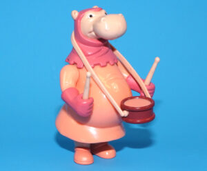 DISNEY HEROES ROBIN HOOD ACTION FIGURE CASTLE GUARD HIPPO 100% COMPLETE 2004 FAMOSA