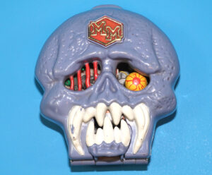 MIGHTY MAX DOOM ZONE ESCAPES FROM SKULL DUNGEON NEAR COMPLETE 1992 BLUEBIRD TOYS READ