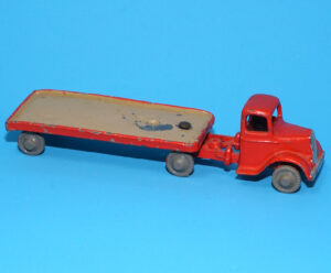 BRITAINS LILLIPUT LV603 ARTICULATED LORRY SOLID PLASTIC WHEELS PVC TYRES 1950 BRITAINS LTD ENGLAND