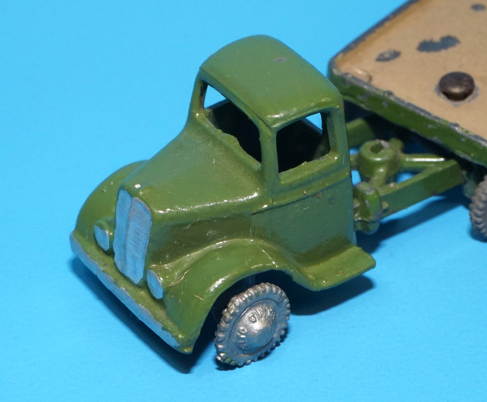 BRITAINS LILLIPUT LV603 ARTICULATED LORRY SOLID PLASTIC WHEELS PVC TYRES 1950 BRITAINS LTD ENGLAND - Image 4