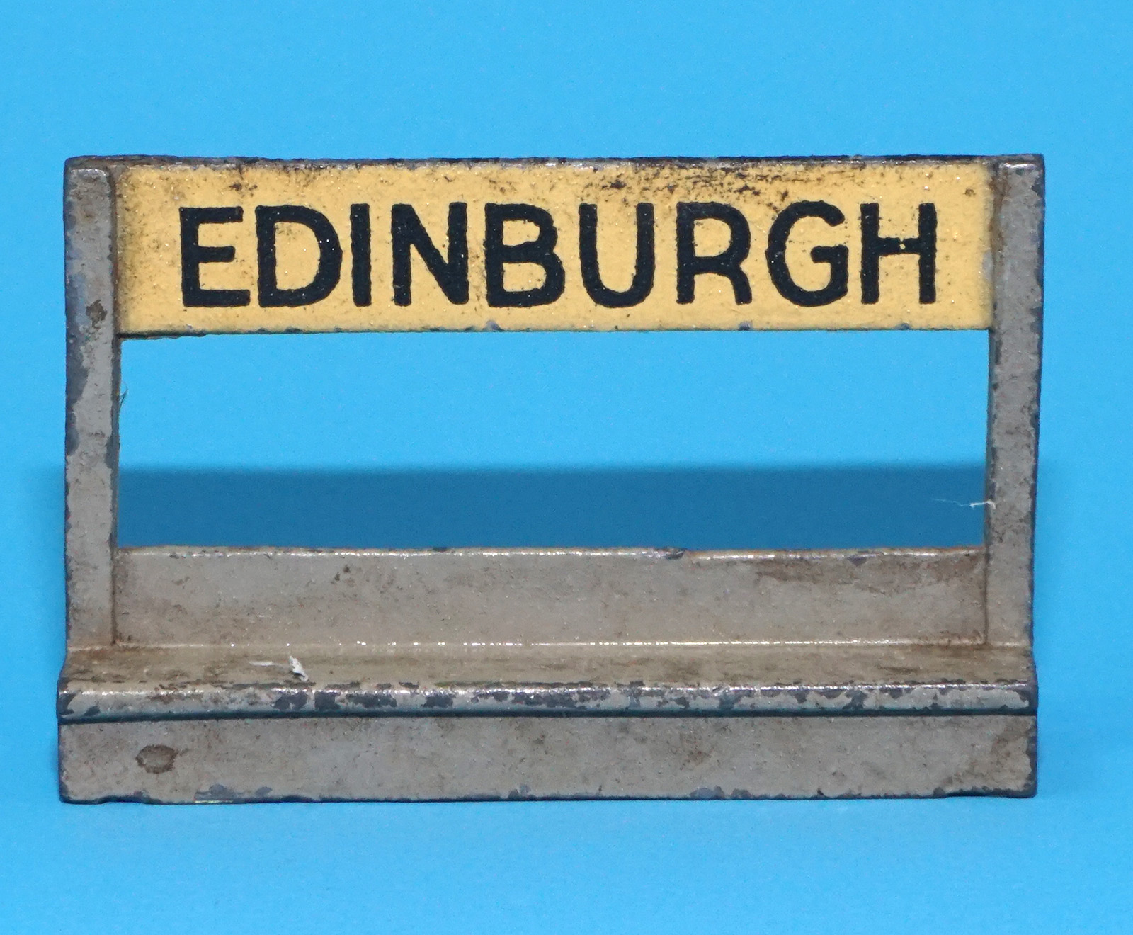 BRITAINS LILLIPUT L11 EDINGBURGH STATION PLATFORM SIGN 1946 BRITAINS LTD ENGLAND