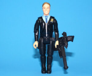 GERRY ANDERSON SPACE PRECINCT 2040 LIEUTENANT PATRICK BROGAN 100% COMPLETE 1994 VIVID IMAGINATIONS