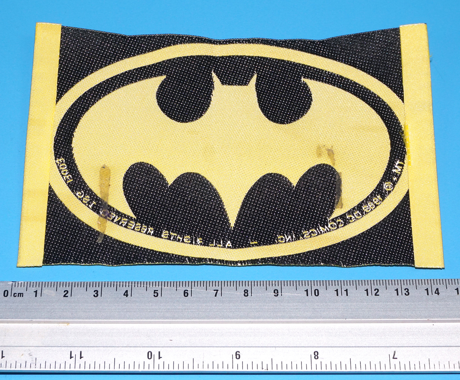 BATMAN DRESSED BY COLLECTION BAT LOGO PATCH 1989 I.S.G. DC COMICS - Image 2