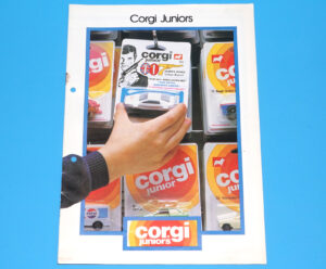 CORGI JUNIORS TOY CATALOG 1977 TRADE CATALOGUE KATALOG A4 SIZE BATMAN JAMES BOND 007 KOJAK