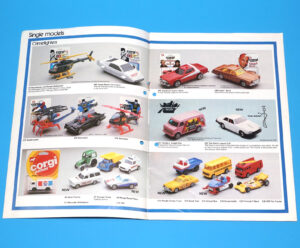 CORGI JUNIORS TOY CATALOG 1977 TRADE CATALOGUE KATALOG A4 SIZE BATMAN JAMES BOND 007 KOJAK
