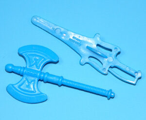 MOTU HE-MAN MASTERS OF THE UNIVERSE ORIGINAL SPARE PART WEAPONS PAK HE-MAN AXE & SWORD 1984 MATTEL