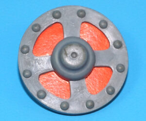 MOTU HE-MAN MASTERS OF THE UNIVERSE ORIGINAL SPARE PART HE-MAN SHIELD TAIWAN 1981 MATTEL