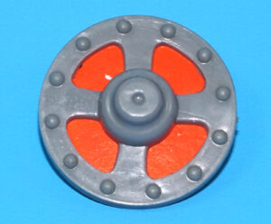 MOTU HE-MAN MASTERS OF THE UNIVERSE ORIGINAL SPARE PART HE-MAN SHIELD TAIWAN 1981 MATTEL