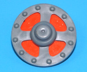 MOTU HE-MAN MASTERS OF THE UNIVERSE ORIGINAL SPARE PART HE-MAN SHIELD TAIWAN 1981 MATTEL