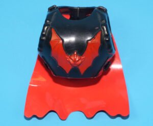 MOTU HE-MAN MASTERS OF THE UNIVERSE ORIGINAL SPARE PART HORDAK BODY ARMOR & CAPE MALAYSIA 1984 MATTEL