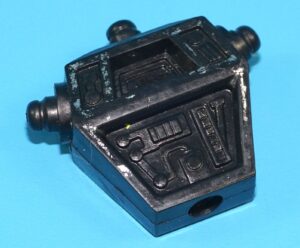 MOTU HE-MAN MASTERS OF THE UNIVERSE ORIGINAL SPARE PART MULTI-BOT CHEST PIECE 1986 MATTEL