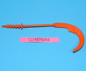 MOTU HE-MAN MASTERS OF THE UNIVERSE ORIGINAL SPARE PART TWISTOID AXE SCYTHE BLADE WEAPON 1986 MATTEL