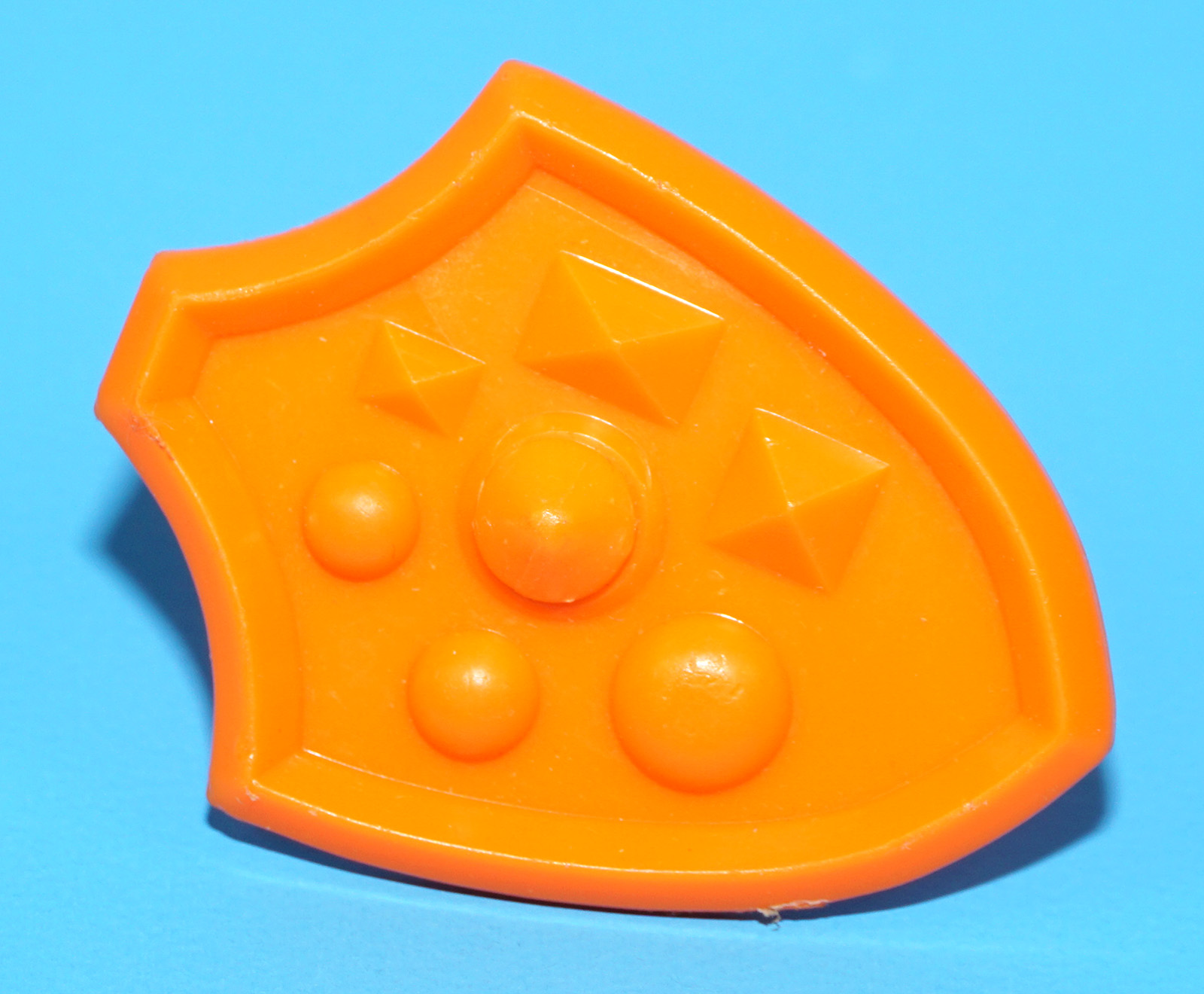 MOTU HE-MAN MASTERS OF THE UNIVERSE ORIGINAL SPARE PART TWO BAD SHIELD NO COO 1985 MATTEL