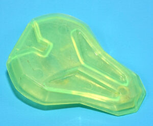 MOTU NEW ADVENTURES OF HE-MAN ORIGINAL SPARE PART HE-MAN SHIELD 1990 MATTEL