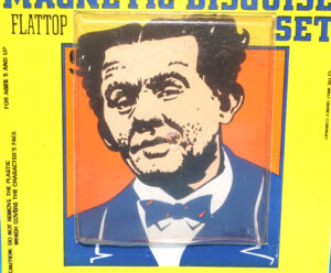 DICK TRACY MAGNETIC DISGUISE SET FLATTOP MOC MOSC SEALED CARD 1990 IMPERIAL