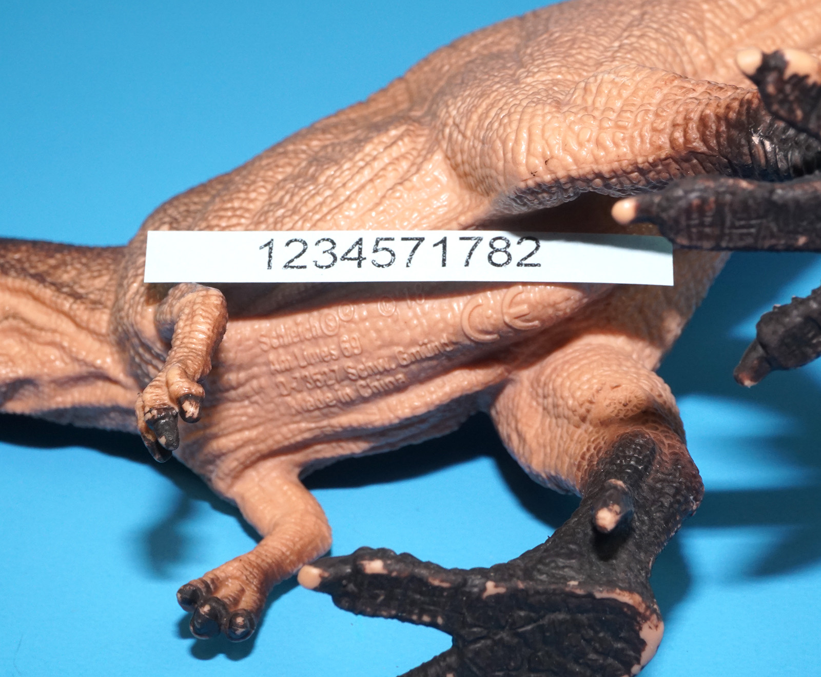 SCHLEICH PREHISTORIC DINOSAUR GIGANOTOSAURUS JUVENILE 15017 2019 GERMANY - Image 6