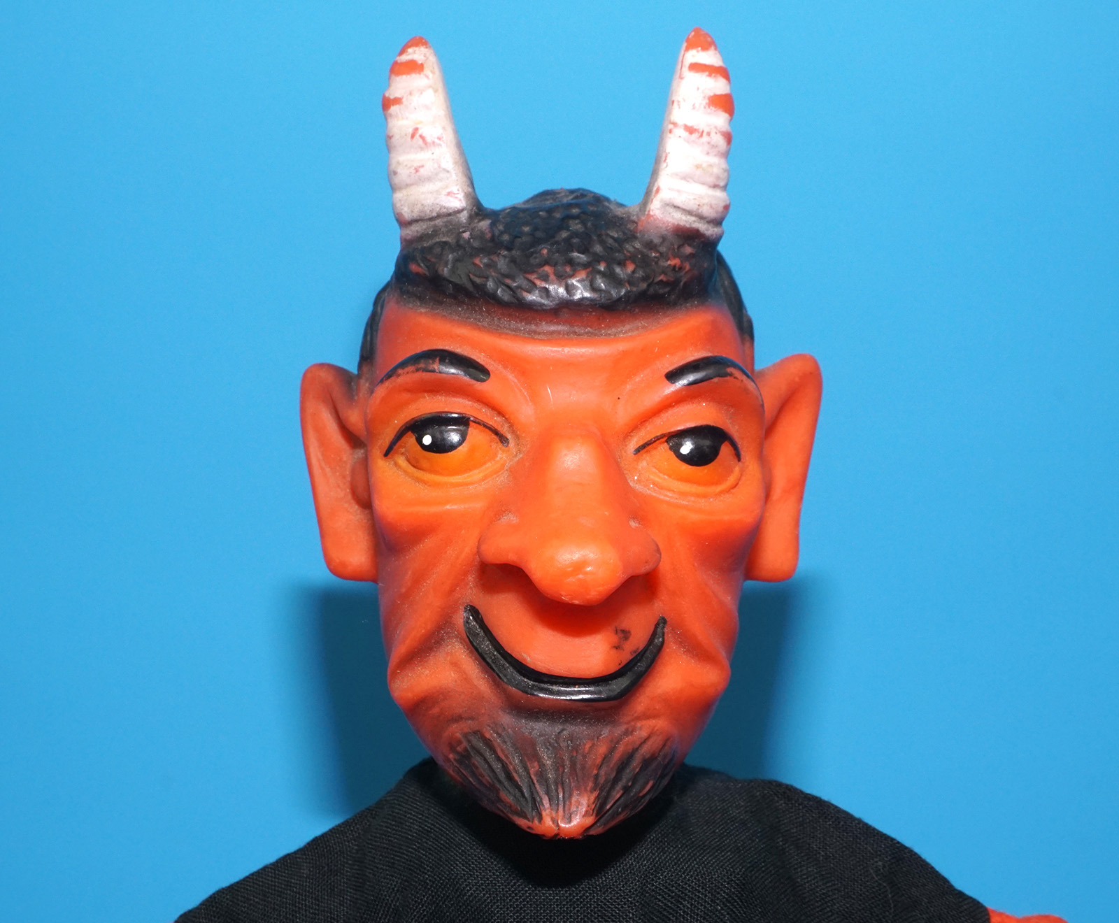 PUNCH & JUDY VINTAGE HAND PUPPET DEMON DEVIL SATAN 1970s GERMANY RUBBER SOFT VINYL HEAD - Image 2