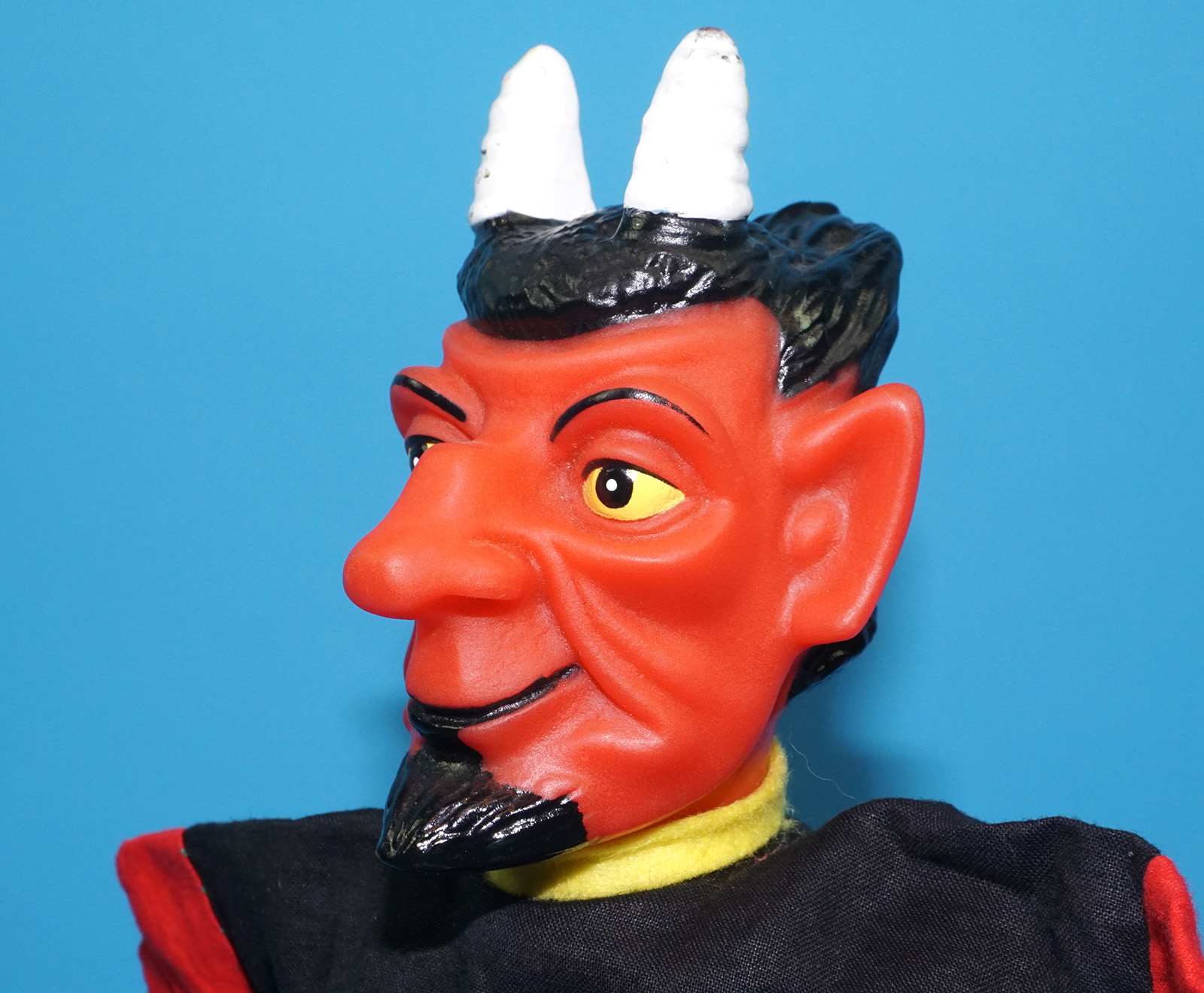 PUNCH & JUDY VINTAGE HAND PUPPET DEMON DEVIL SATAN 1970s GERMANY RUBBER SOFT VINYL HEAD - Image 5